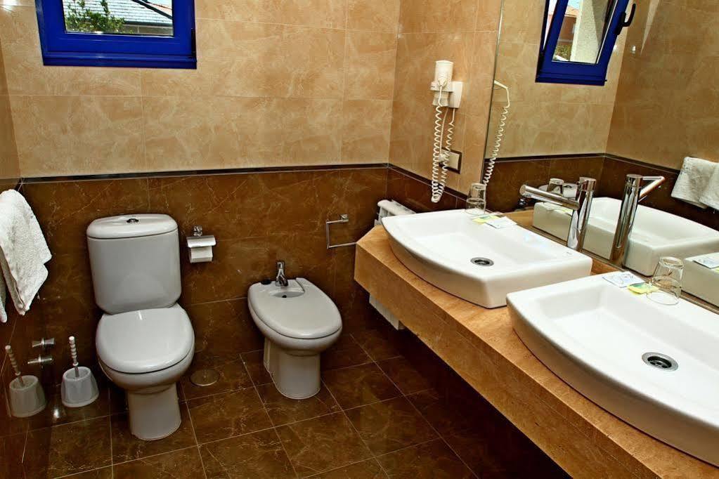 Hotel Marola Playa de la Lanzada Εξωτερικό φωτογραφία